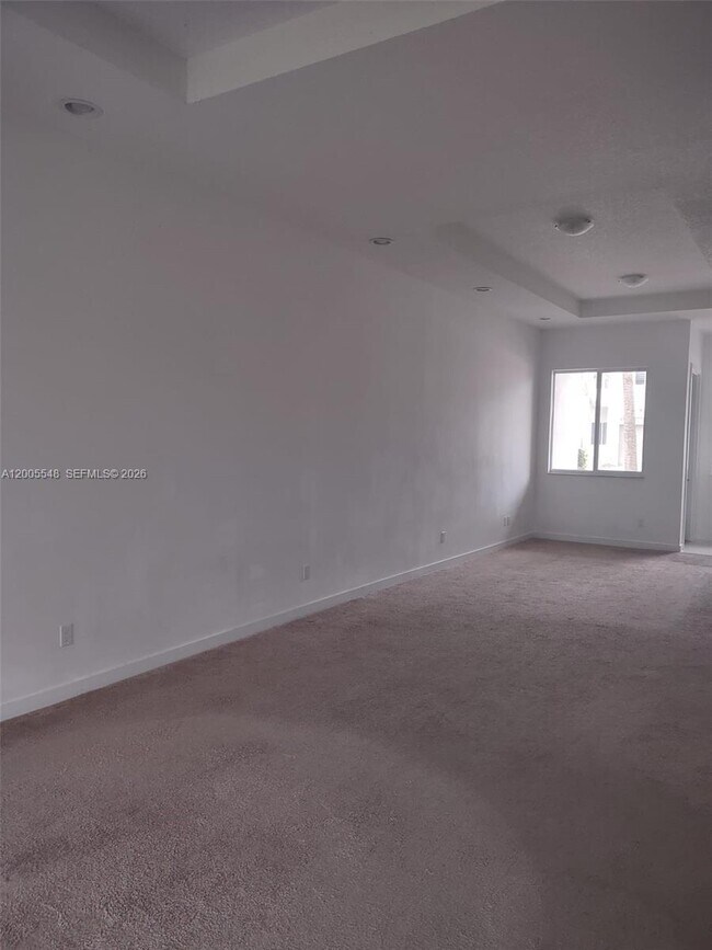 Building Photo - 640 Pioneer Way