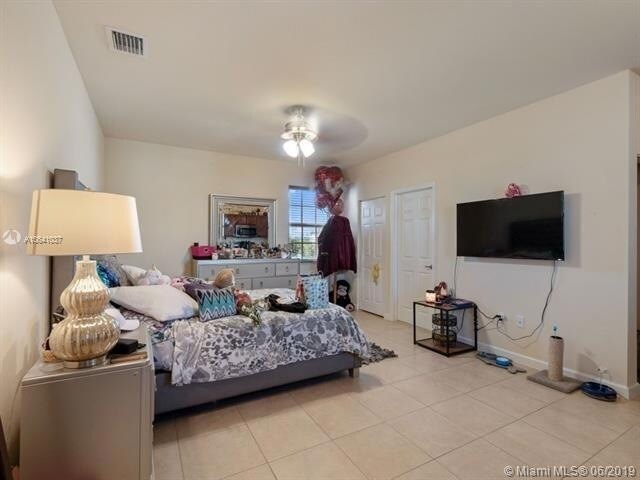 Building Photo - 17088 SW 90th Way