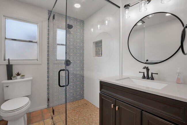 Building Photo - 52123 Avenida Diaz