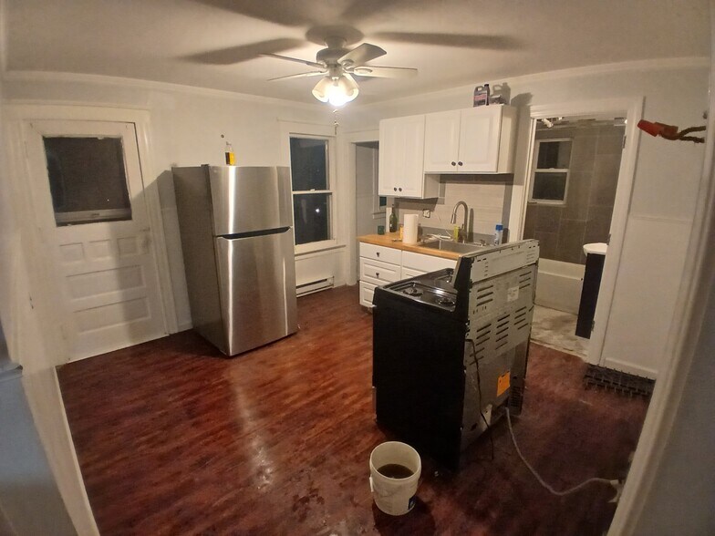 Building Photo - 43 Turner Ave