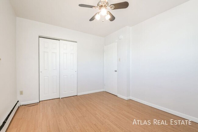 Building Photo - 9955 W 59th Pl