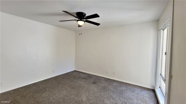 Building Photo - 2 br, 1 bath Condo - 1740 Laguna Street D