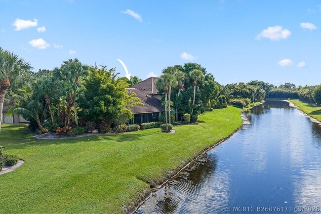 Building Photo - 2835 Polo Island Dr