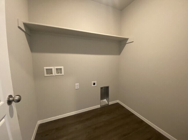 Building Photo - 16239 S 88th E Ave