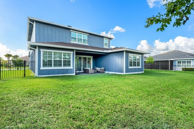 Building Photo - 981 Castaway Ct