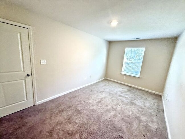 Building Photo - 6296 Rainbow Row