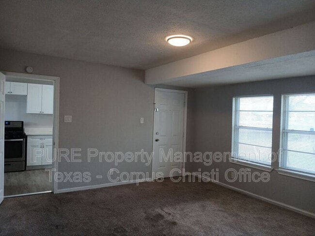 Building Photo - 3432 Olsen Dr