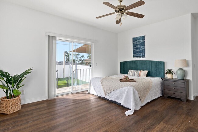 Building Photo - Spacious 7-Bedroom Home with Ocean Views i...