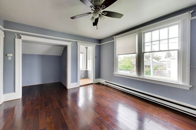 Building Photo - 329 N Ellsworth Ave