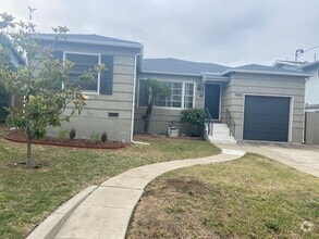 Building Photo - 4 Bedroom 3 Bath + Office / 5th Bedroom Ho...