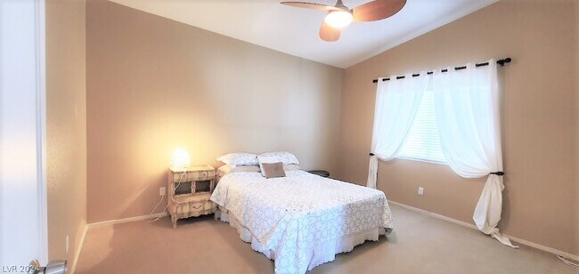 Building Photo - 2052 Gravel Hill St