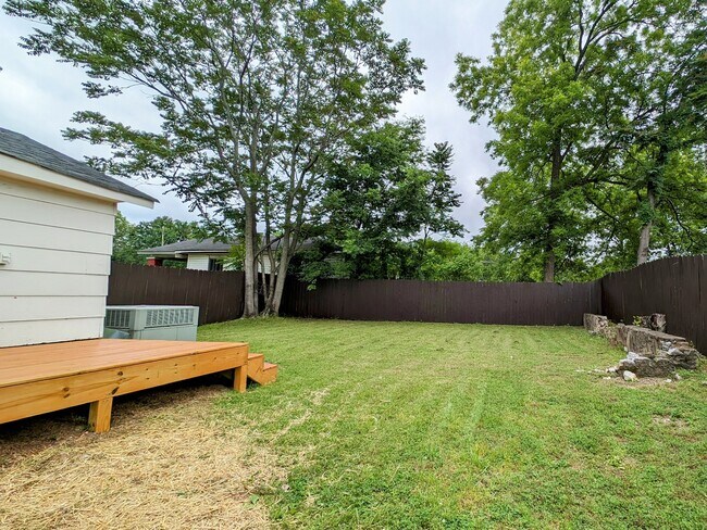 Building Photo - 520 48th St S