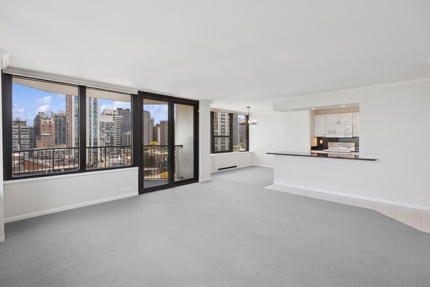 Building Photo - 1560 N Sandburg Ter