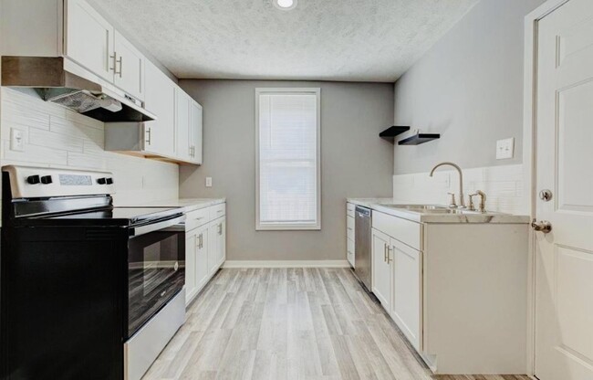 Updated kitchen - 3547 Avenue A