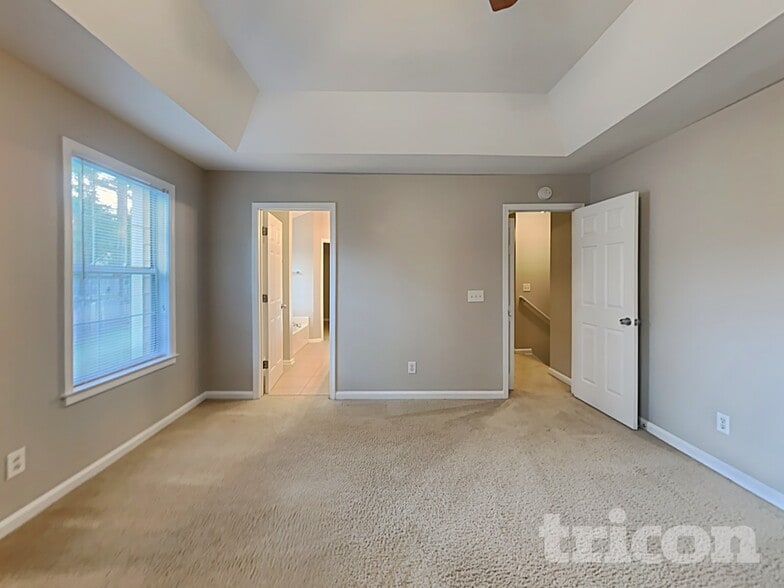 Building Photo - 4549 Aladdin Ct