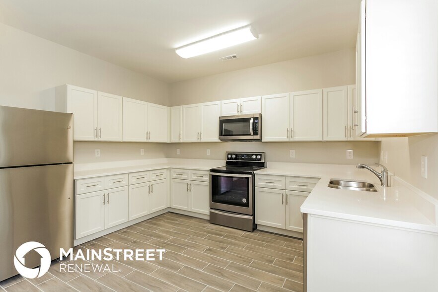 Building Photo - 5229 Stowe Derby Dr
