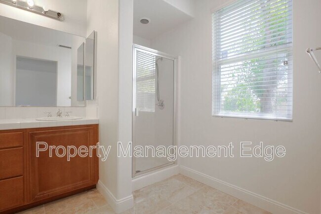 Building Photo - 31804 Bottle Brush St
