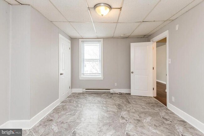 Building Photo - 2528 N 5th St