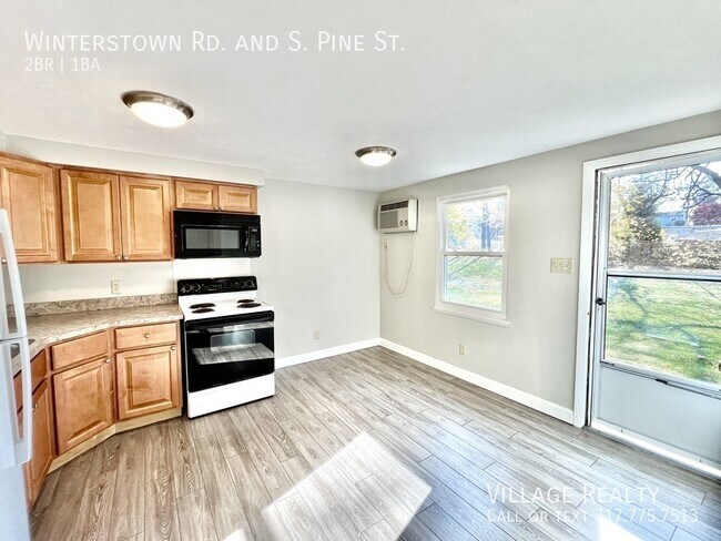 Building Photo - 100 Winterstown Rd