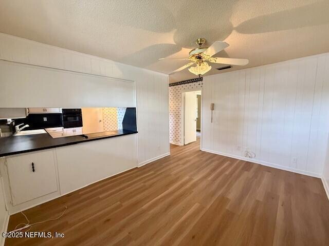 Building Photo - 5907 Gumwood Dr