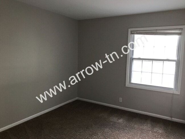 Building Photo - 5025 Hillsboro Pike