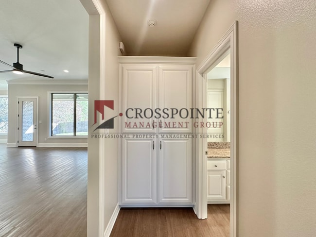 Building Photo - 3 Bedroom 2 Bath Near Three Lakes MS!