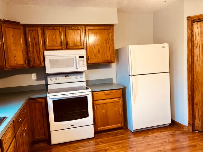 Building Photo - 416 Housel Craft Rd