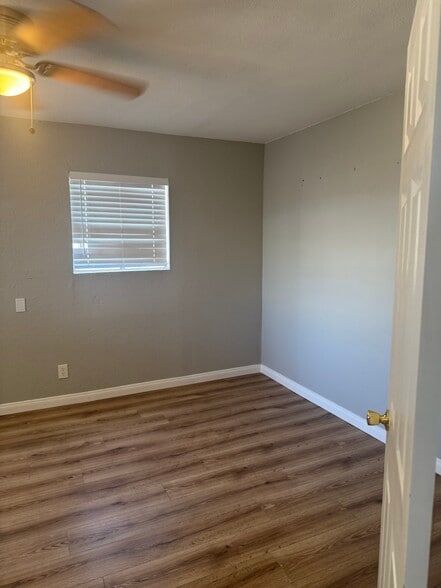 Building Photo - 1535 Patricia Ave