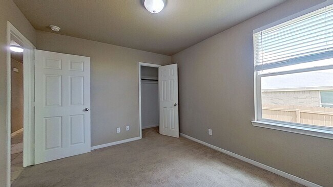 Building Photo - NO JUNE RENT + $1,395 RENT DUPLEX IN HARKER HEIGHTS!