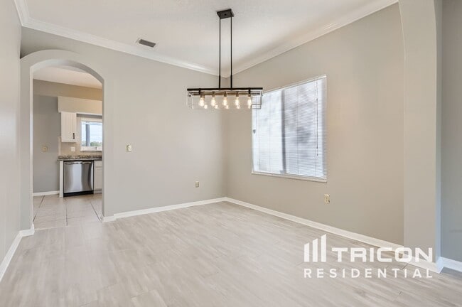 Building Photo - 1617 Gray Bark Dr