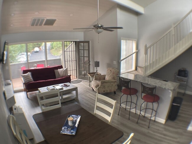 Primary Photo - COMING SOON! Furnished 1-Bed 1-Bath Condo ...