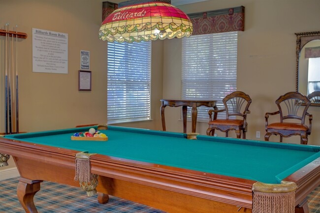 Building Photo - 520 Florida Club Blvd