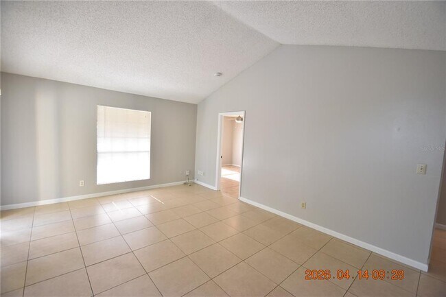 Building Photo - 8605 Mallard Reserve Dr