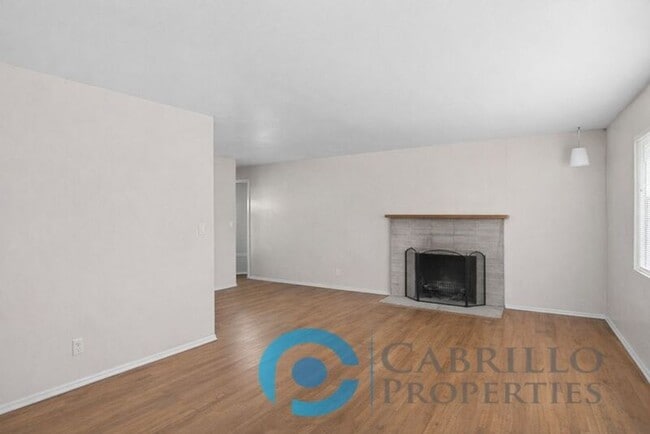 Building Photo - 4330 Cleveland Ave