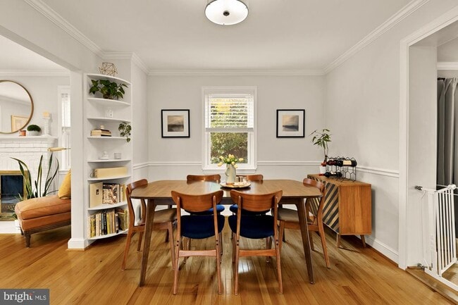 Building Photo - 11612 Galt Ave