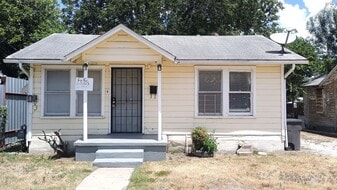 Building Photo - 419 Gulf