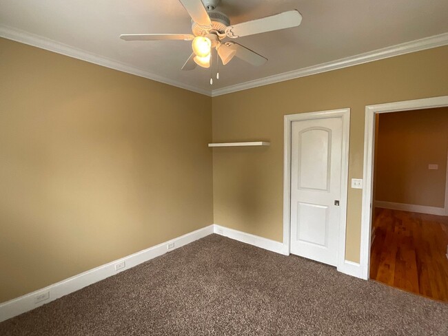 Building Photo - 1319 Hawksmoor Way