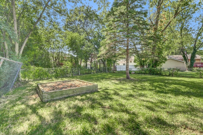Building Photo - 4329 Whitehall Ln