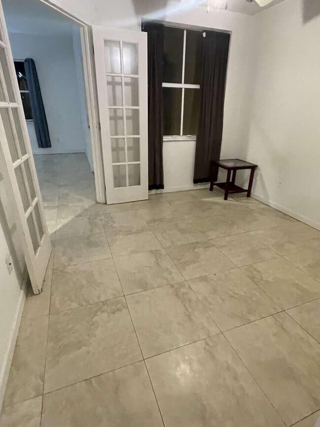 Building Photo - 2944 Hidden Hills Rd