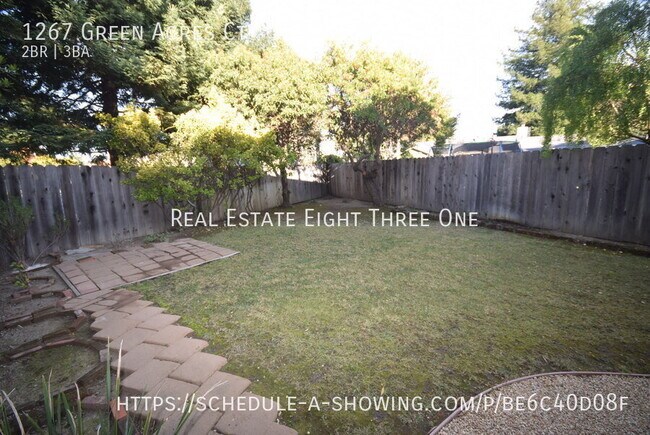 Building Photo - 1267 Green Acres Ct