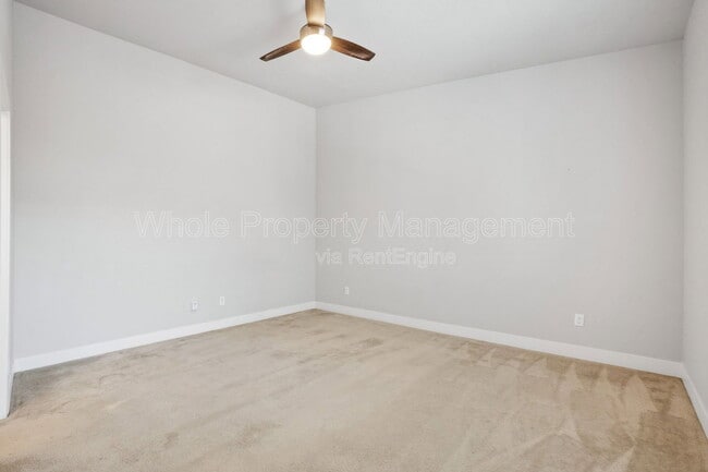 Building Photo - 5829 N Beeler St
