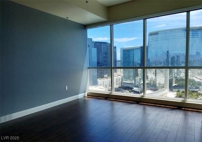 Building Photo - 4575 Dean Martin Dr