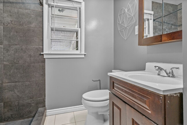 Building Photo - 37 Tarinelli Cir