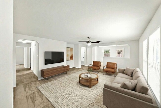 Building Photo - Charming 4-Bedroom Sanctuary - Spacious Living Awaits