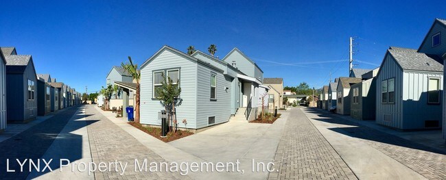 Building Photo - 1130 Punta Gorda St