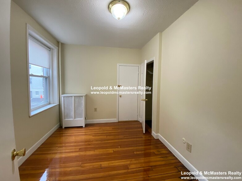 Building Photo - 1132 Commonwealth Ave