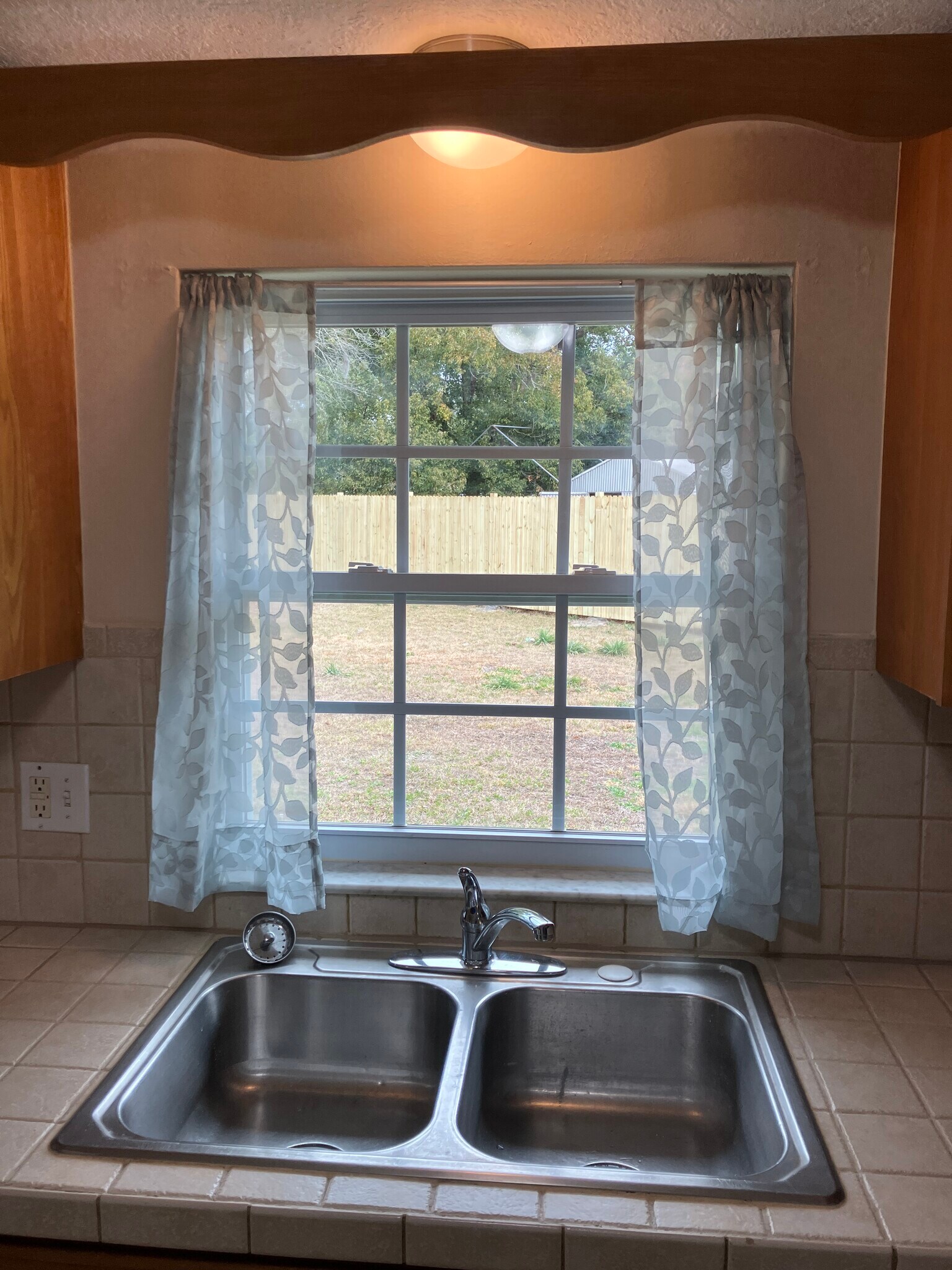 Building Photo - 7461 W Village Dr