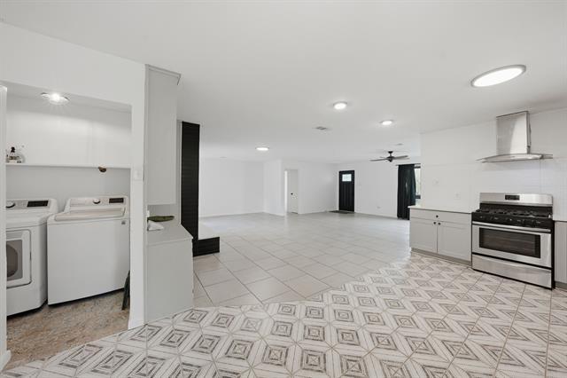 Building Photo - 1007 Golden Trophy Dr