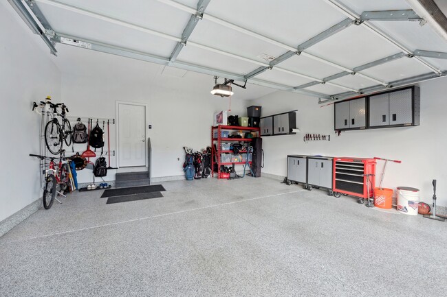 Building Photo - 3146 Valcour Dr