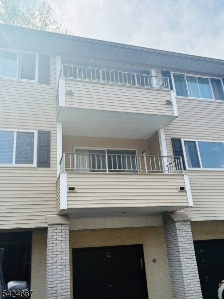 Building Photo - 50 Lindsley Rd